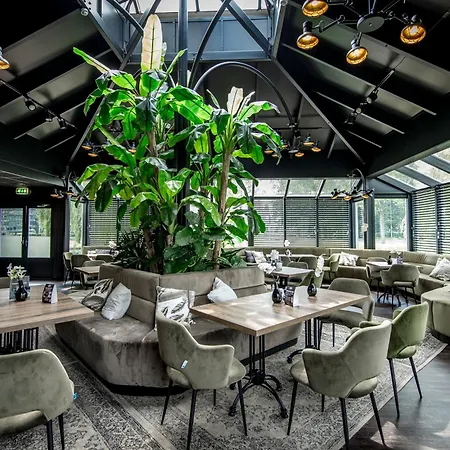 Fletcher Hotel-restaurant Frerikshof 4*