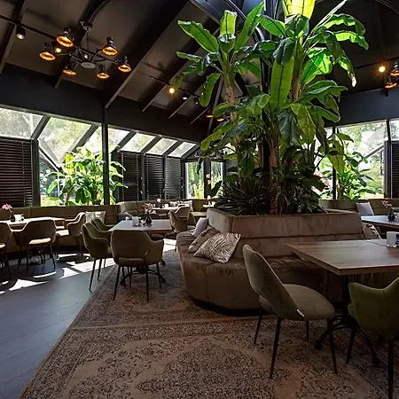 Szálloda Fletcher Hotel-restaurant Frerikshof 4*