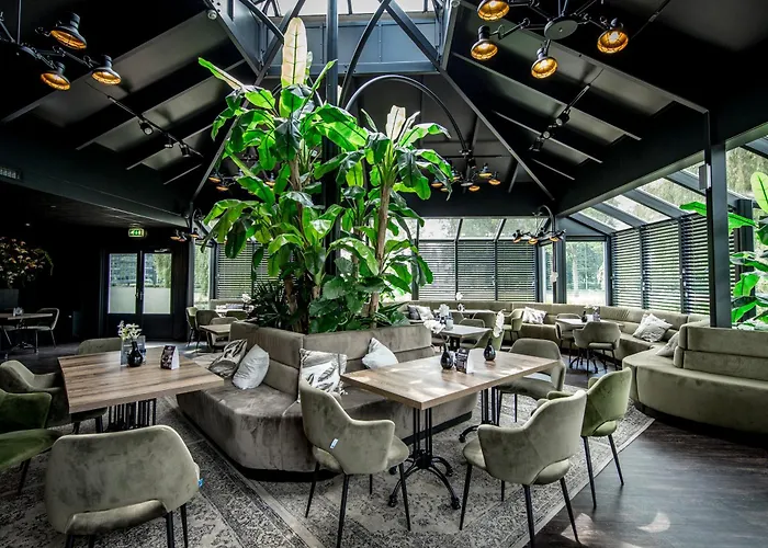 Fletcher Hotel-restaurant Frerikshof 4*