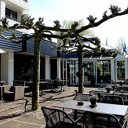 Fletcher Hotel-restaurant Frerikshof 4*